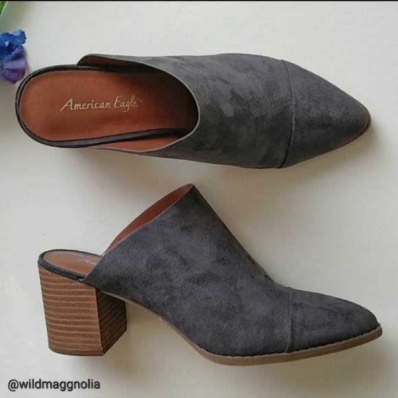 American Eagle faux seude point toe Mule Block heels - Picture 3 of 12
